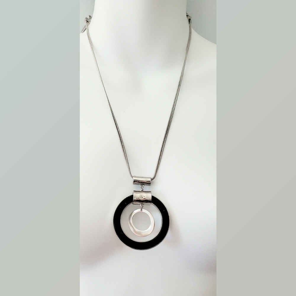 Chico's 20" Necklace with Reversible Circle Pendant Silvertone Adjustable New